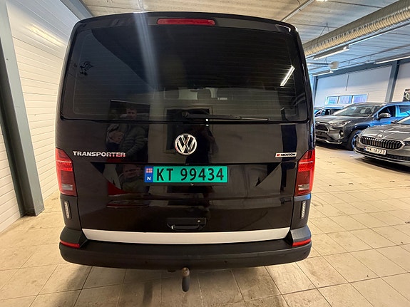 Volkswagen Transporter 8 of 26