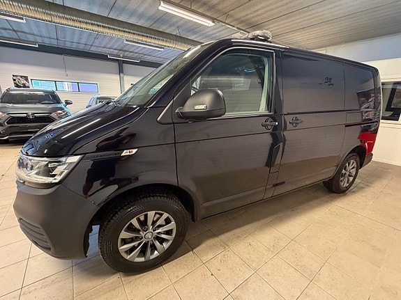 Volkswagen Transporter 12 of 26