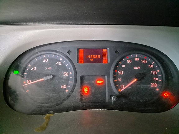Renault Trafic 18 of 18