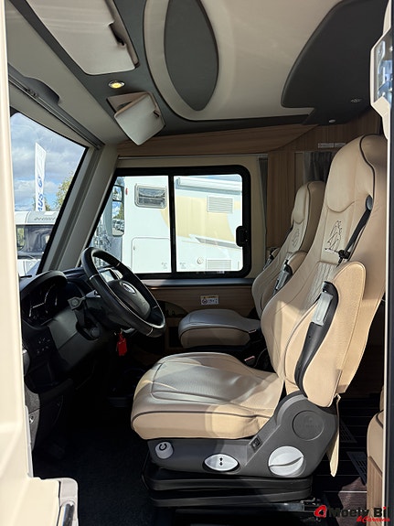 Knaus SUN I 900 LEG-9 TRINNS AUTOMAT-180HK-ALDE-HYDRAULISKE STØTTEBEN-ENKLE SENGER-SENKESENG-VELHOLDT++ 9 of 30