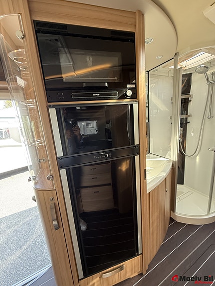Knaus SUN I 900 LEG-9 TRINNS AUTOMAT-180HK-ALDE-HYDRAULISKE STØTTEBEN-ENKLE SENGER-SENKESENG-VELHOLDT++ 26 of 30