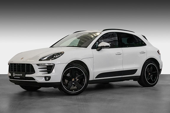 Porsche Macan 3 of 30