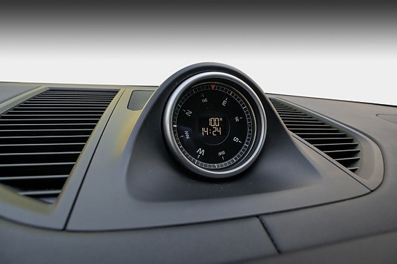 Porsche Macan 14 of 30