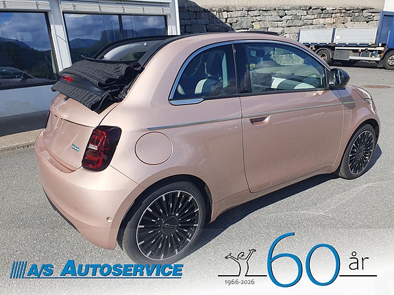 Fiat 500e 13 of 20