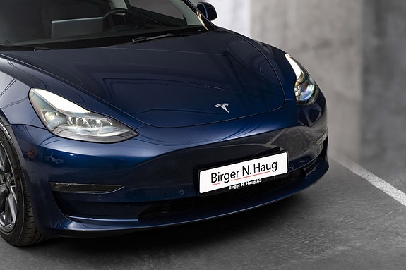 Tesla Model 3 3 of 27