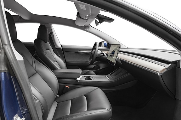 Tesla Model 3 25 of 27
