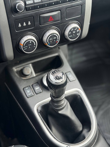 Nissan X-Trail 12 of 18