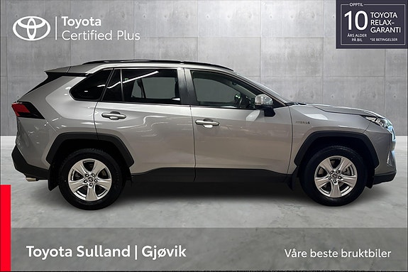 Toyota RAV4 6 of 21
