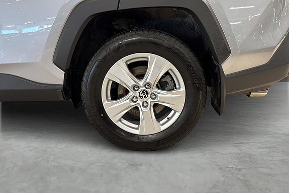 Toyota RAV4 21 of 21