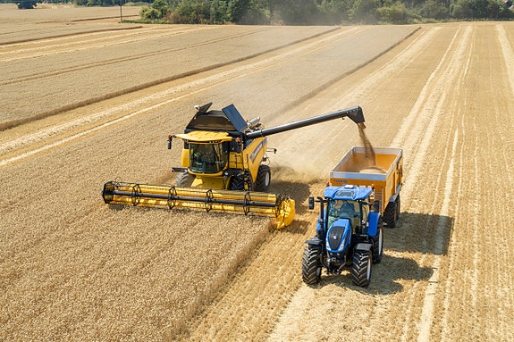 New Holland CH 7.70 2 of 9