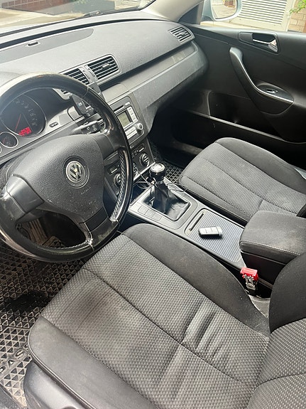 Volkswagen Passat 6 of 7