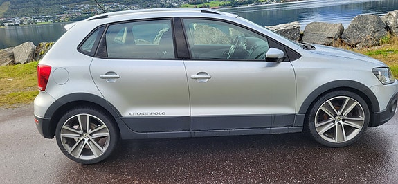 Volkswagen Polo Cross 7 of 29