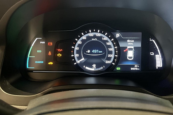 Hyundai IONIQ 18 of 30