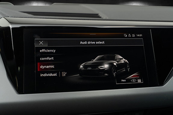 Audi e-tron GT 28 of 30