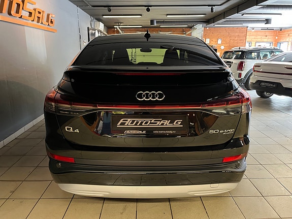 Audi Q4 e-tron 13 of 30