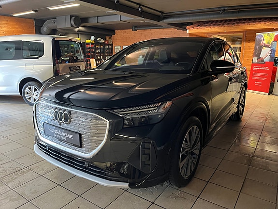 Audi Q4 e-tron 5 of 30