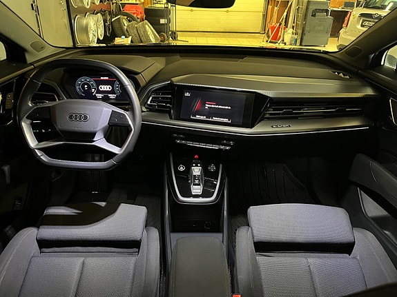 Audi Q4 e-tron 18 of 30