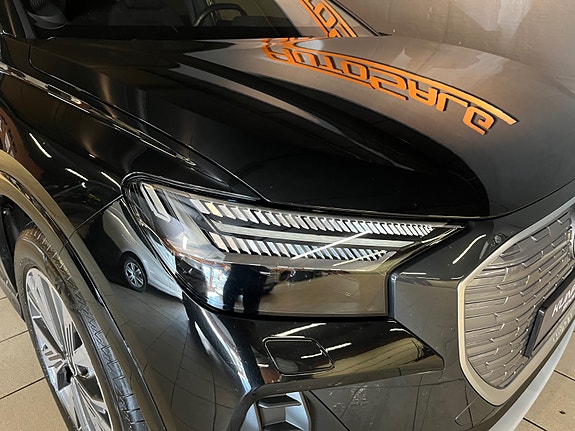 Audi Q4 e-tron 6 of 30