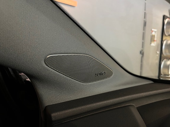 Audi Q4 e-tron 24 of 30
