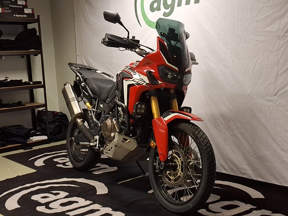 Honda CRF 1000L Africa Twin 2 of 14