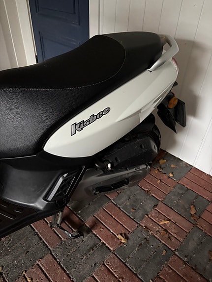 Peugeot Kisbee 2 of 4