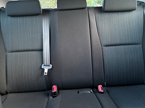 Toyota Auris 9 of 11