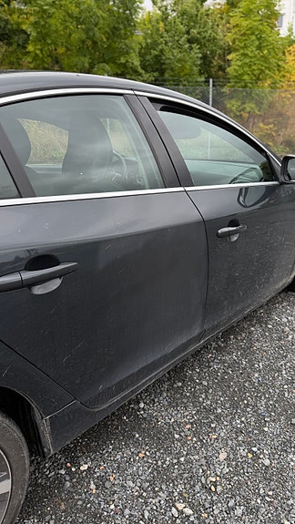 Volvo S60 6 of 9