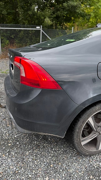 Volvo S60 5 of 9
