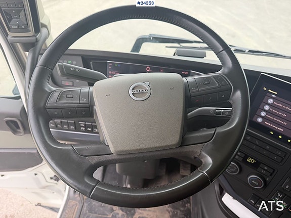 Volvo FH540 30 of 30