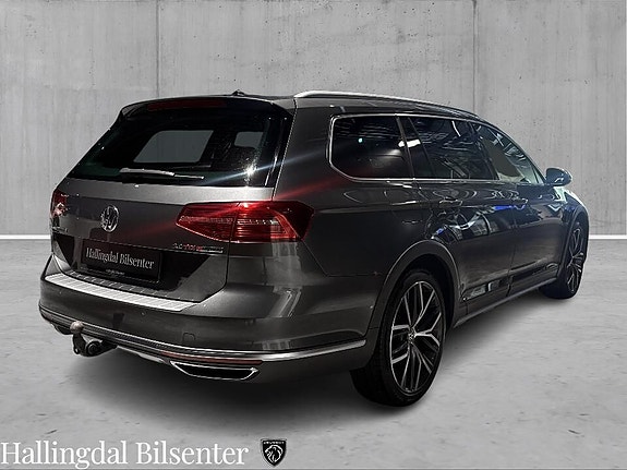 Volkswagen Passat Alltrack 7 of 21