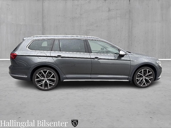 Volkswagen Passat Alltrack 6 of 21