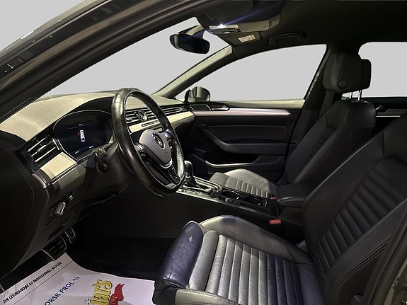 Volkswagen Passat Alltrack 11 of 21