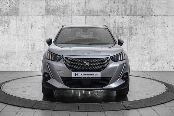 Peugeot e-2008 8 of 23