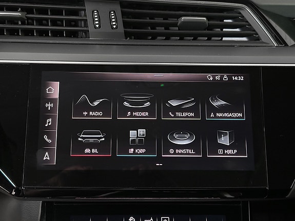Audi e-tron 19 of 30