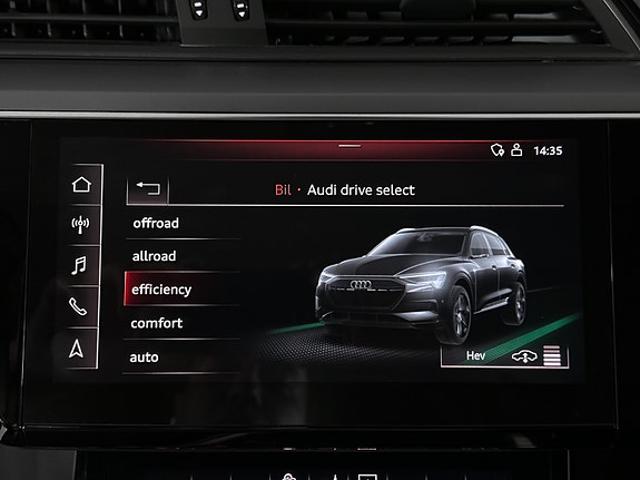 Audi e-tron 26 of 30