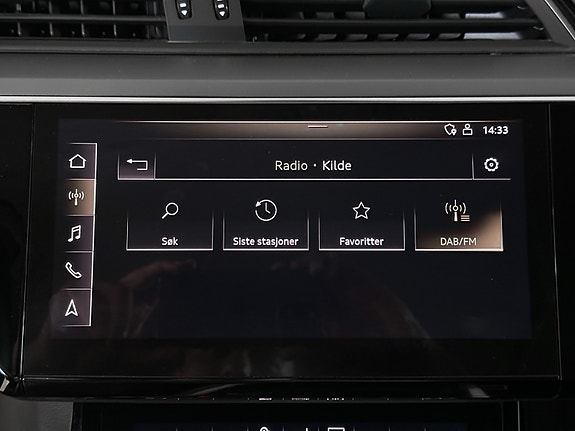 Audi e-tron 21 of 30