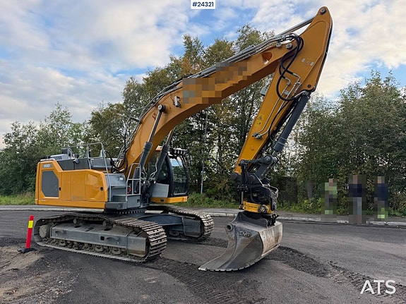 Liebherr R930 LC gravemaskin m/ 2 skuffer og GPS. SE VIDEO 8 of 30