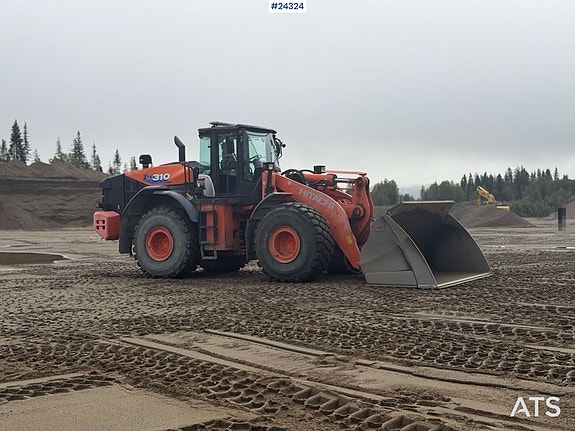 Hitachi ZW310-6 hjullaster m/ spakstyring, vekt og skuffe. SE TIMER! SE VIDEO 7 of 30