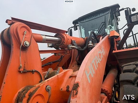 Hitachi ZW310-6 hjullaster m/ spakstyring, vekt og skuffe. SE TIMER! SE VIDEO 13 of 30
