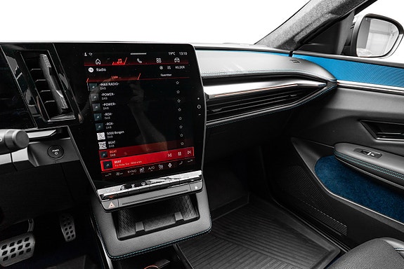 Renault Scenic E-Tech 12 of 28