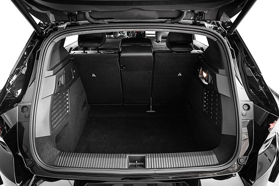 Renault Scenic E-Tech 23 of 28