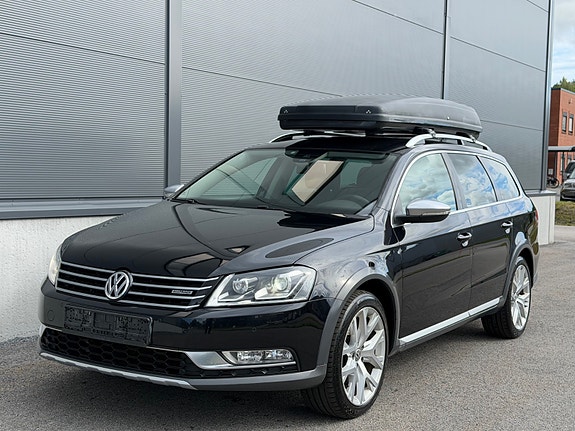 Volkswagen Passat Alltrack 3 of 30