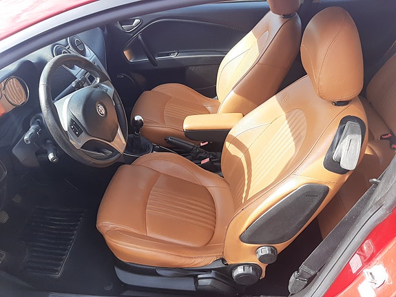 Alfa Romeo MiTo 13 of 30