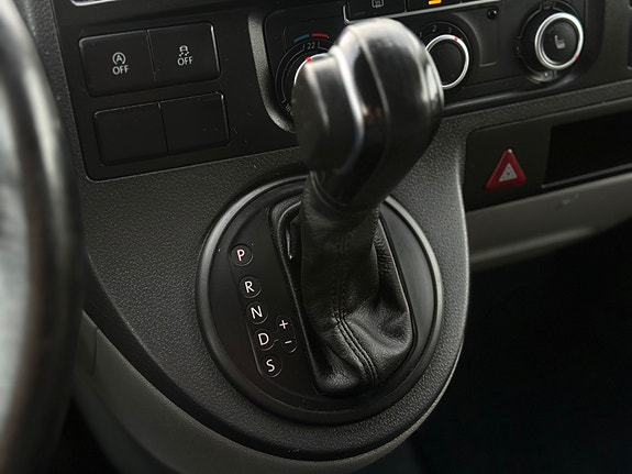 Volkswagen Transporter 14 of 26