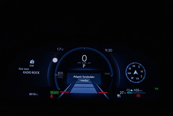 Lexus UX300e 9 of 25