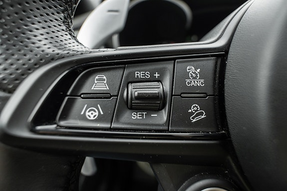 Alfa Romeo Stelvio 22 of 30