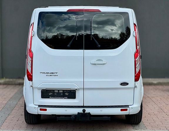 Ford Transit Custom 12 of 30