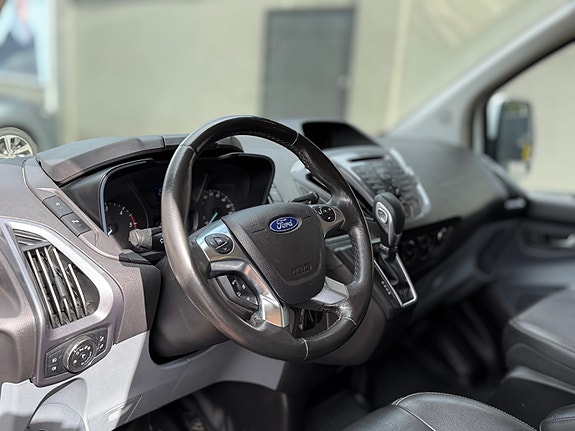 Ford Transit Custom 16 of 30
