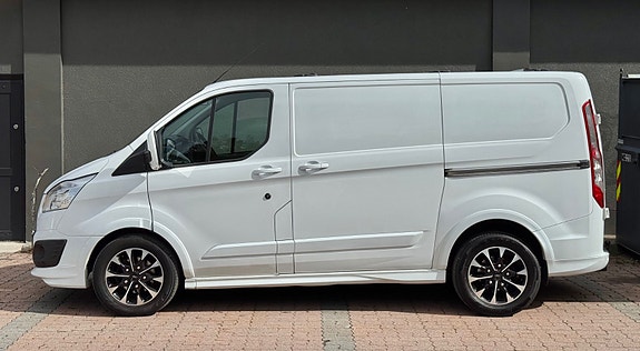 Ford Transit Custom 6 of 30