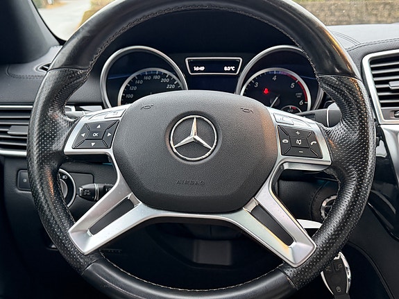 Mercedes-Benz ML350 13 of 21